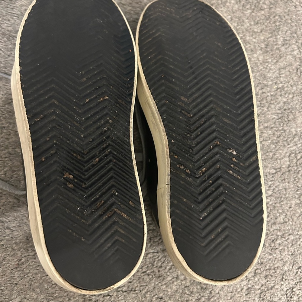 Golden Goose Women's Black and Gray Sneakers - Picture 8 of 10